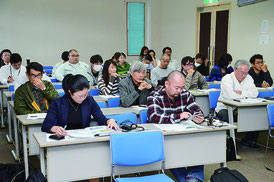 石西礁湖サンゴ礁保全に資する認定制度構築に向けた勉強会が開かれた=16日、大濵信泉記念館