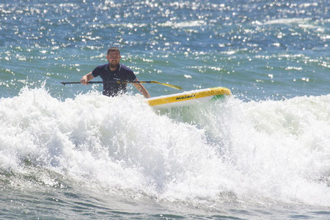 Stand Up Paddling in der Welle - Einstieg ins Wave SUPen