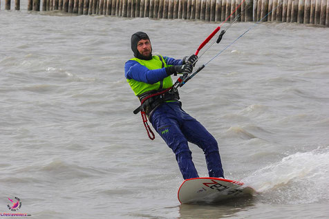 Kitesurfen in Breitenbrunn