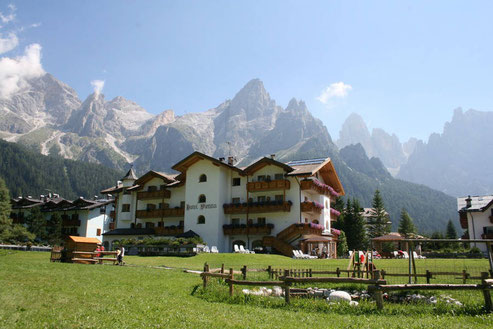 Hotel Vienna in den Dolomiten-Lifetravellerz