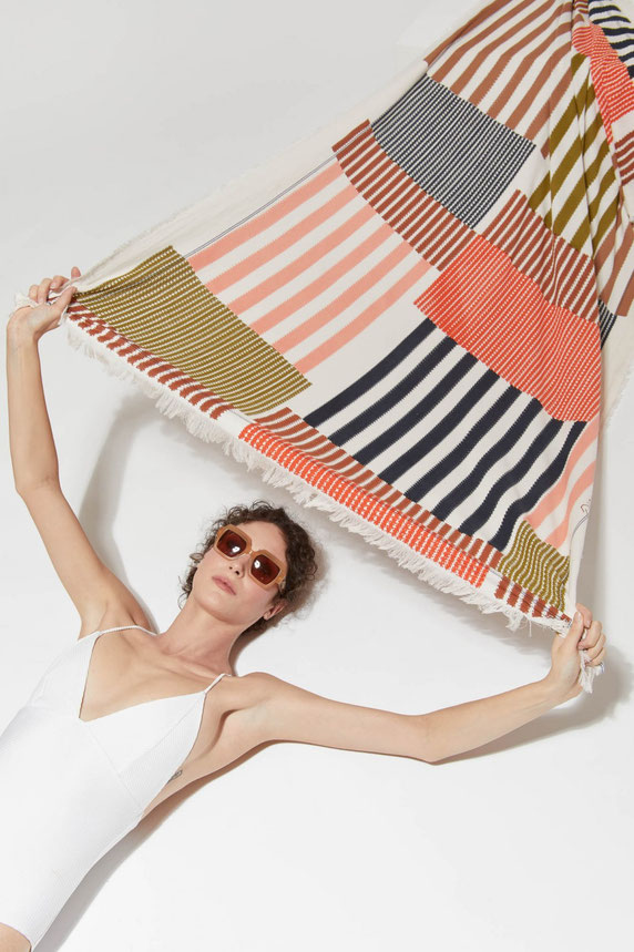 Linierie April Post Linierie underwear store Lingerie Damenunterwäsche Dessous Homewear