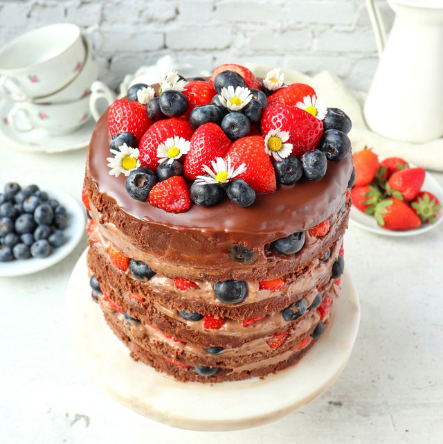 Nutella Beeren Naked Cake Mrswestisbakings Webseite