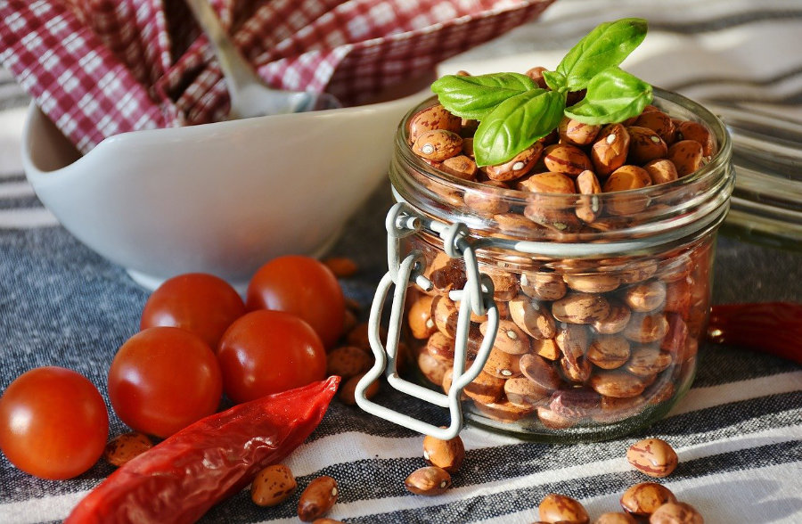 Bohnen , Tomaten, Chilischoten - Vegane Ernährung