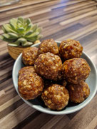 Dattel-Energy-Balls Multi-Zerkleinerer "Up and Down" Pamoered Chef