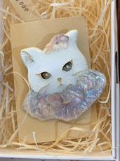 まめまめ舎 薔薇猫(顔) 七宝ブローチ ¥8,000 40㎜×40㎜