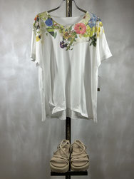 水彩画プリントのTシャツ  フォーユー価格　1,680円(税込)