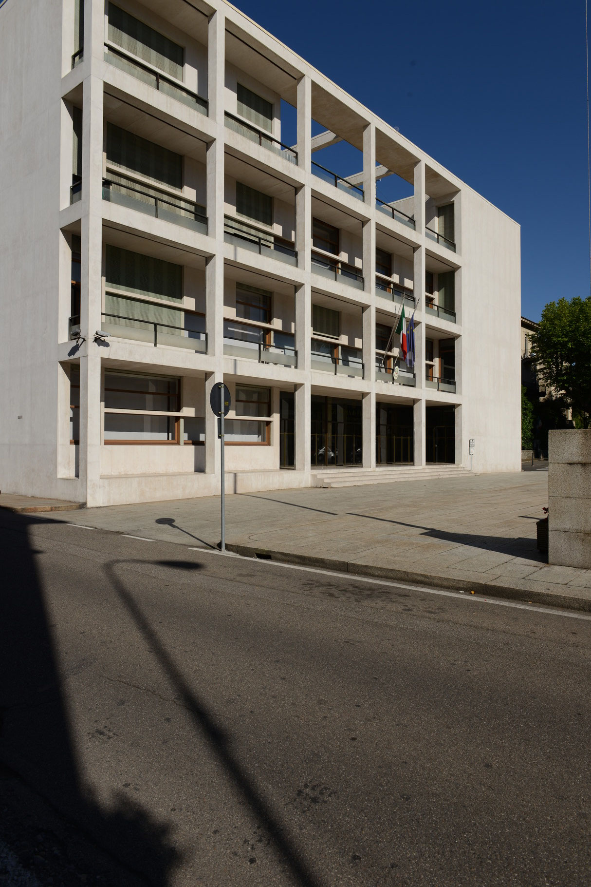 WARUM KANN MAN NICHT DURCH 0 TEILEN geometrys JimdoPage!