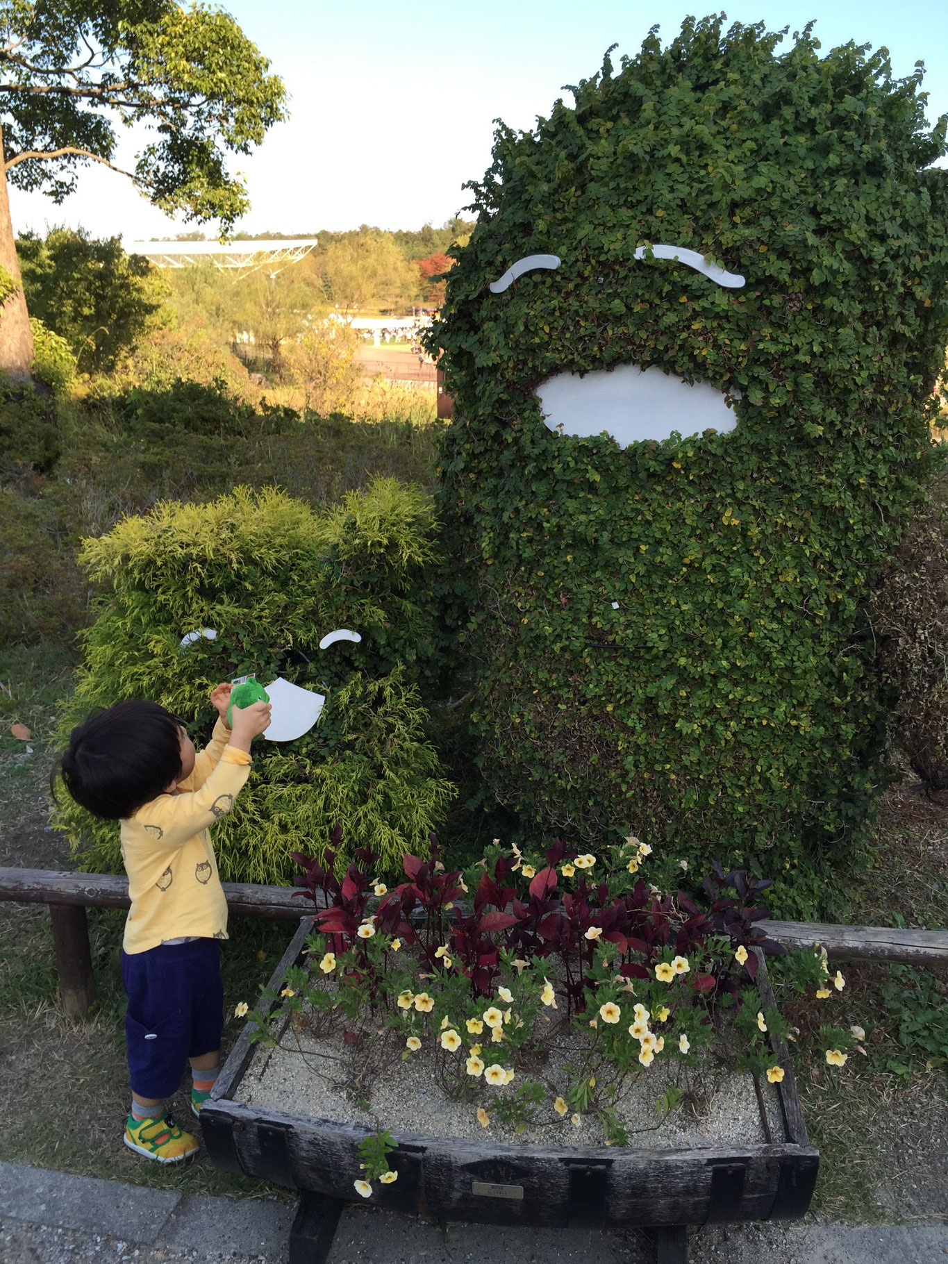 モリコロパーク 愛 地球博記念公園で行われている緑化フェアでモリゾーとキッコロに会って来た 15 10 18 洋風イングリッシュガーデン お庭リフォームは柴垣グリーンテック モリコロパーク 愛 地球博記念公園で行われている緑化フェアでモリゾーとキッコロに会って来た 15 10 18 洋風イングリッシュガーデン お庭リフォームは柴垣グリーンテック