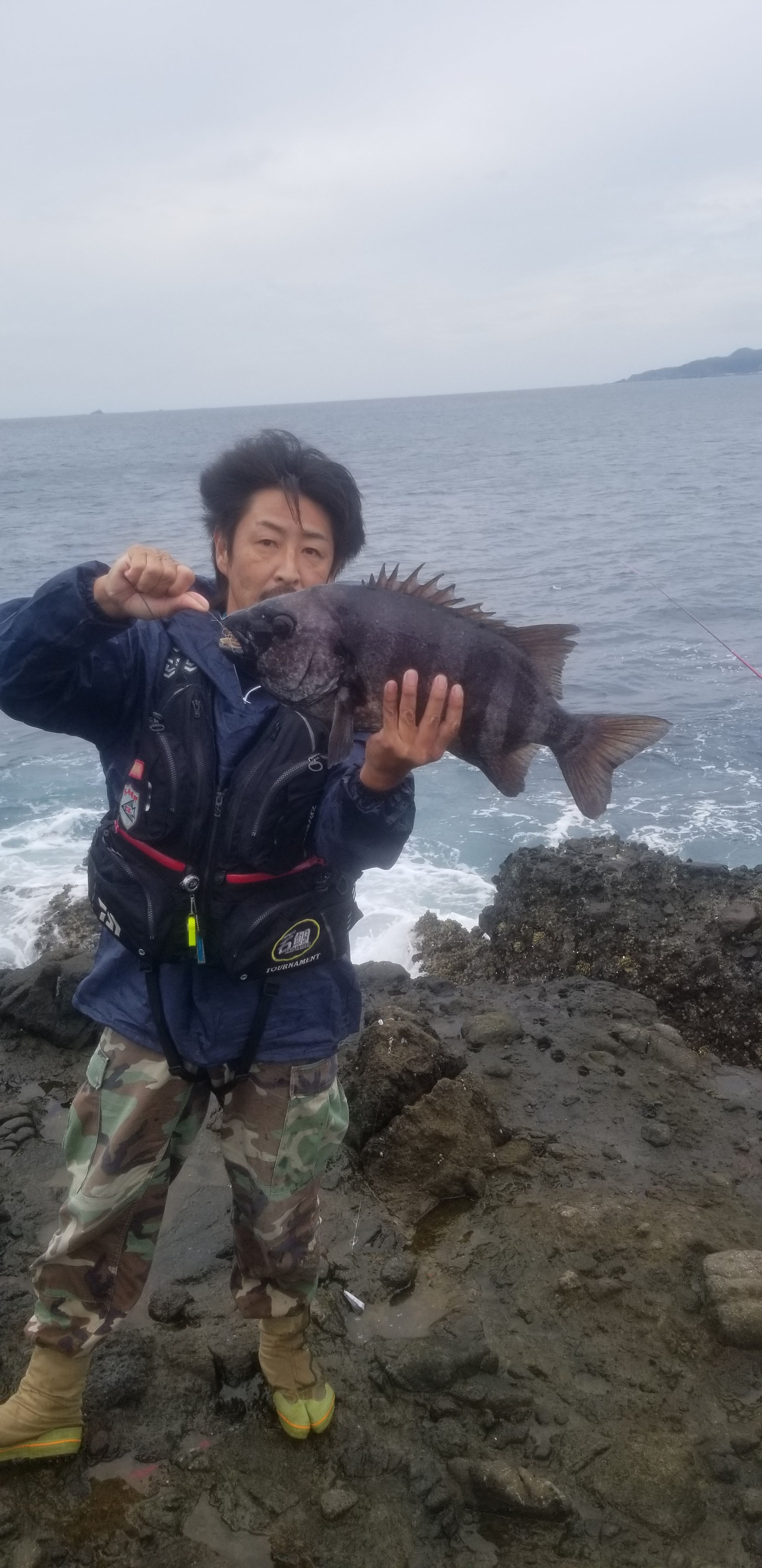 茅研釣行 茅ヶ崎磯釣研究会 茅研釣行 茅ヶ崎磯釣研究会