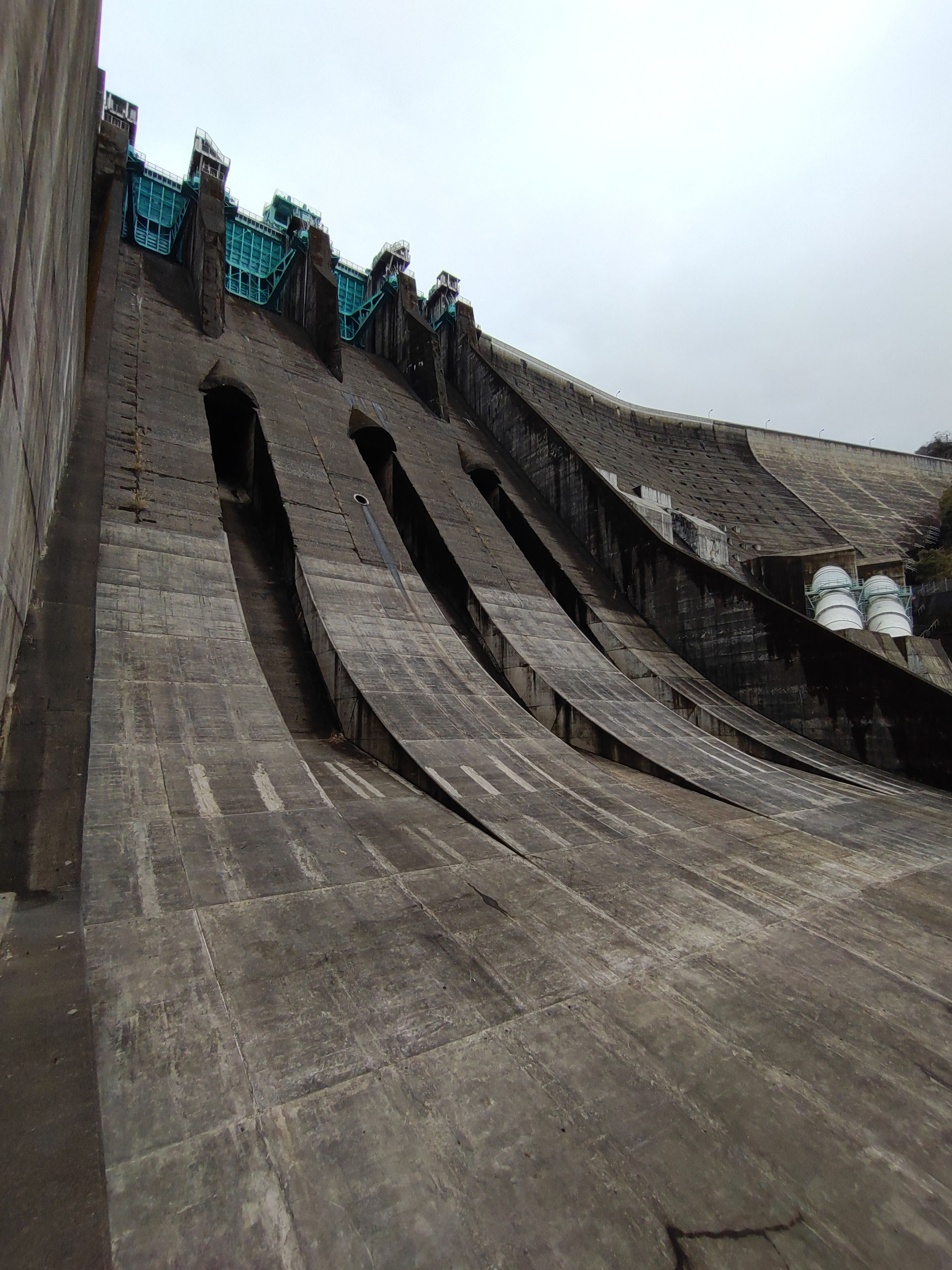 ホーム・鶴田ダム見学(一般)予約 tsurudadamyoyaku ページ!