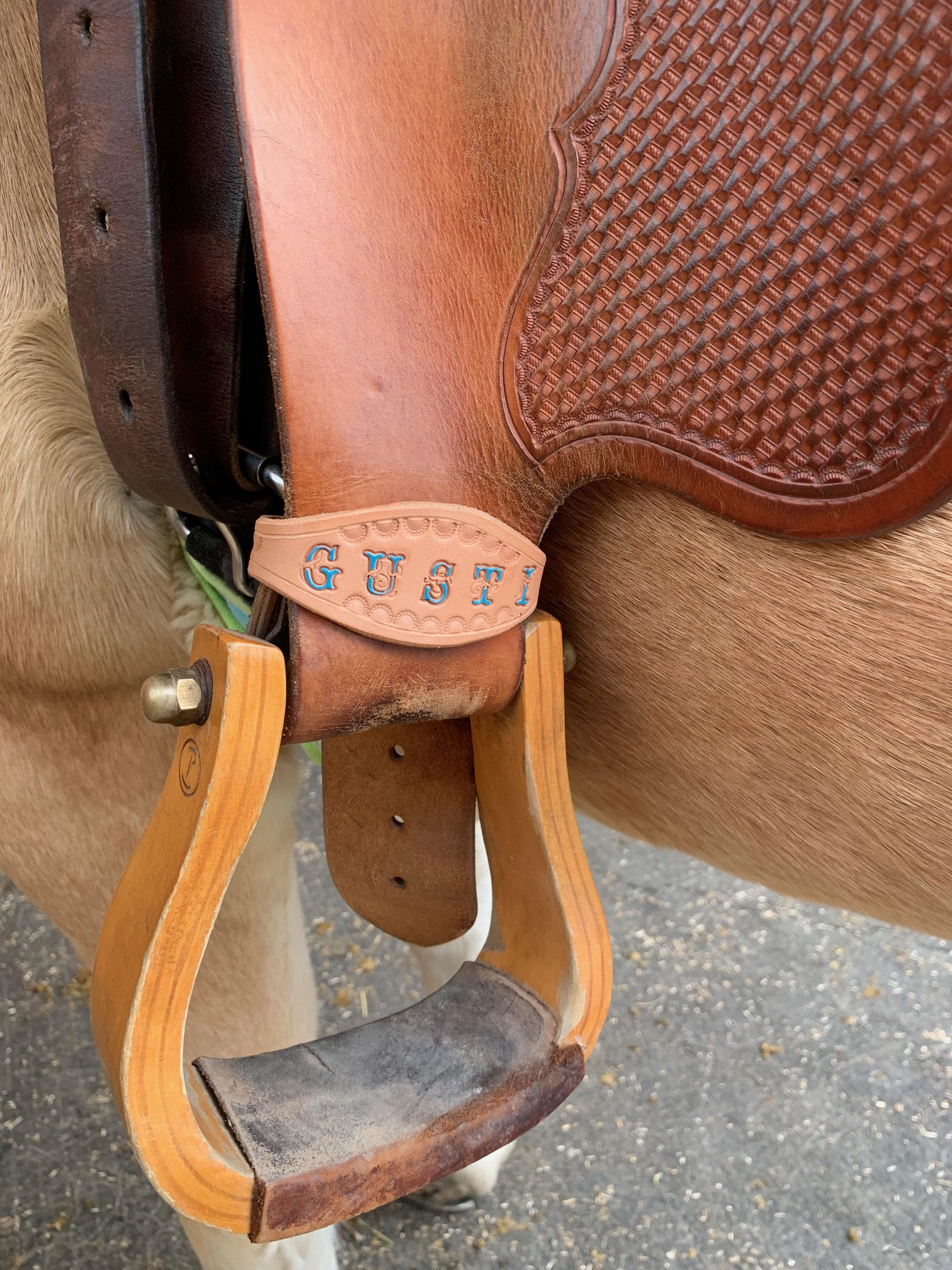 personalisierte stirrup hobbles bosalinos seite!