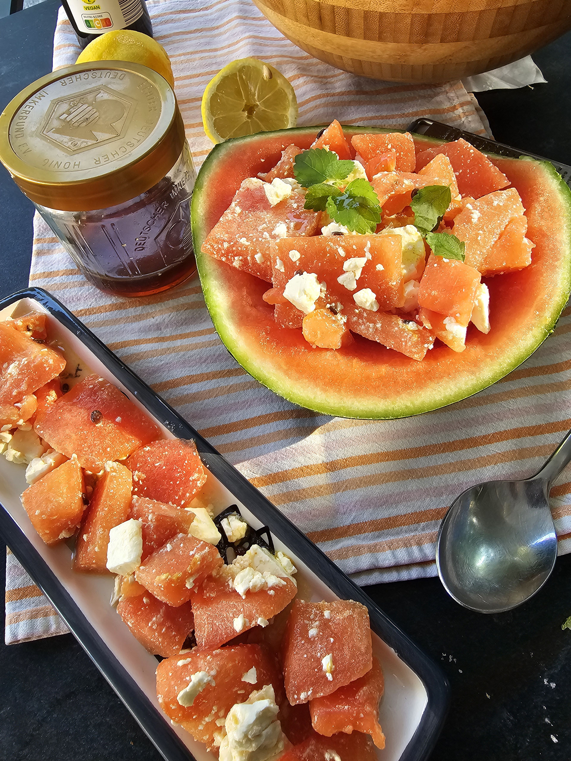 Wassermelonensalat mit Feta - das perfekte Sommerrezept zum Grillen