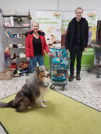 2024_12_07 Spendenannahme mit Collie Benno_ Foto: Oetken