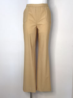 ルールド71-IS18E パンツ11号　ポリエステル85%  ポリウレタン15％　￥19,250（税込）