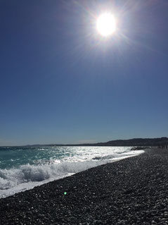 Nizza Strand Sonne Meer mindshifthackz