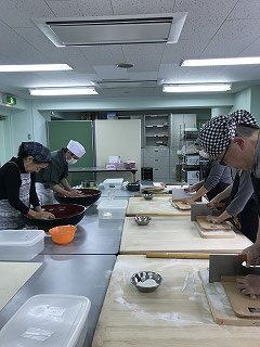 自分流のお蕎麦を打つのに、無我の境地!