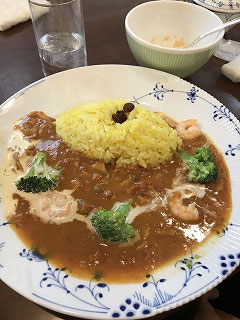 ランチセットは、全てお飲み物が付いて、本当にお得です。えッ?!鑑賞より食べ物?・・・そうなんです。鑑賞後のおしゃべりが楽しいのだーーーー(^^♪
