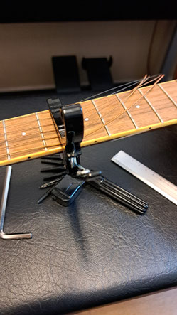 弦高調整】弾きやすくなるアコースティックギターのDIY - 柏柳友亮の