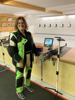 Katrin mit ihrem erfolgreichen Stechschuss zum Sieg!