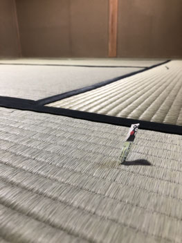 畳工房の良質な畳表を使って敷き込んだ様子