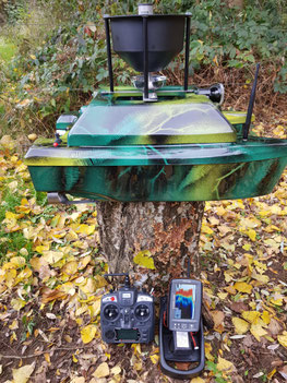 XR310,Toslon XR500,XR500 autopilot. Carp Pilot pro,onderwatercamera,Ultimate Stealth Cam Dubbele,Toslon,TF520,Ultimate Stealth cam,voerboten,baitboats,visvinder,fishfinder,visvinders,Toslon TF740,karper,Raymarine pro5,3DCarps ,voerboot,xr500