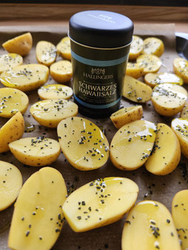 Selbstgemachte Ofenkartoffeln als einfache Grillbeilage mit Hallingers Kartoffelkönig