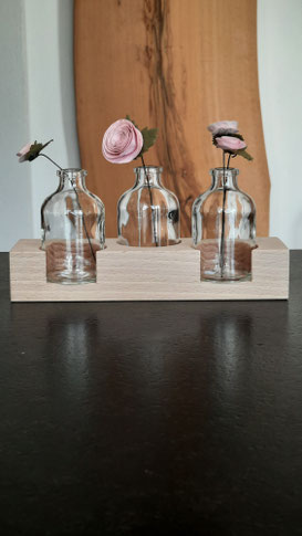 NEU...Mini-Vase "Pina" aus Buchenholz mit kleinen Glasfläschchen