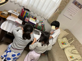グループリハーサルで小1勉強中｜大田区東雪谷羽金ピアノ教室
