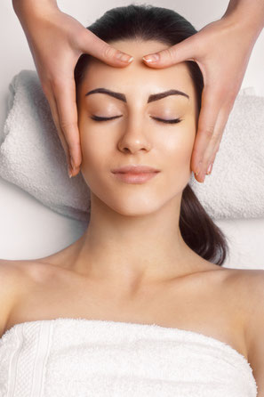 Manuelle Lymphdrainage Basel hilft bei Beschwerden 