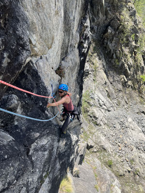 Escalade grande voie dans les Écrins