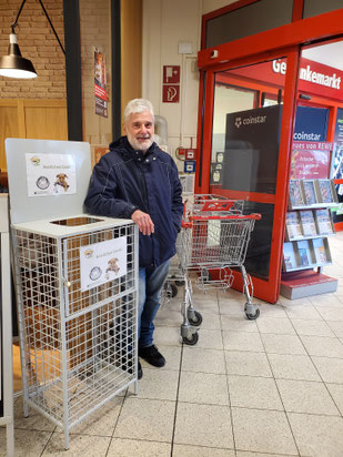 Spendenbox im Rewe Quadrath-Ichendorf, Foto: Oetken