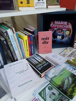 Romane, Essays, Kochbücher, DIY und - Marie Käferchen!
