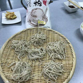 10割蕎麦！差し入れのお蕎麦です。美味しい～(^^♪　喉ごし◎