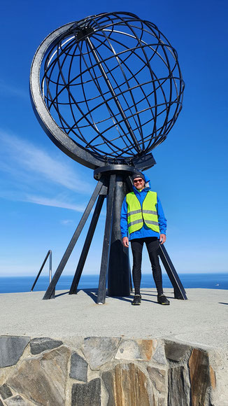 Und nochmal der berühmte Globus am Nordkap.