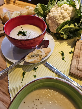 Suppen und Eintöpfe - Blumenkohlcremesuppe