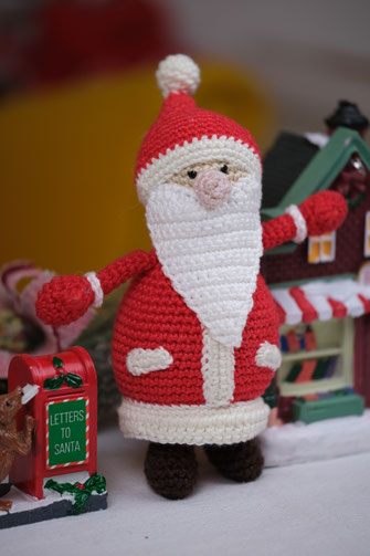 kinderladen baby shoplocal kinderkids mama babyladen geschenkideen amigurumi graz deco kreativ spielen Geburtstag Geburt bunt Kindheit atelier Ölgemälde handmade Häkeln Stricken Handwerk Garn InterieurSpielzeug Geschenkefüralle handgestrickt babygeschenk