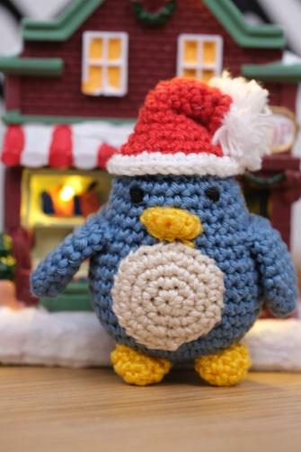 kinderladen baby shoplocal kinderkids mama babyladen geschenkideen amigurumi graz deco kreativ spielen Geburtstag Geburt bunt Kindheit atelier Ölgemälde handmade Häkeln Stricken Handwerk Garn InterieurSpielzeug Geschenkefüralle handgestrickt babygeschenk