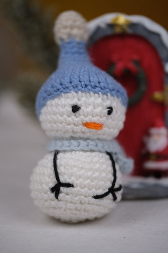 kinderladen baby shoplocal kinderkids mama babyladen geschenkideen amigurumi graz deco kreativ spielen Geburtstag Geburt bunt Kindheit atelier Ölgemälde handmade Häkeln Stricken Handwerk Garn InterieurSpielzeug Geschenkefüralle handgestrickt babygeschenk
