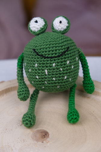 kinderladen baby shoplocal kinderkids mama babyladen geschenkideen amigurumi graz deco kreativ spielen Geburtstag Geburt bunt Kindheit atelier Ölgemälde handmade Häkeln Stricken Handwerk Garn InterieurSpielzeug Geschenkefüralle handgestrickt babygeschenk