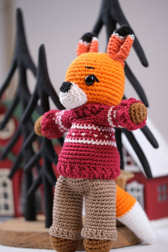kinderladen baby shoplocal kinderkids mama babyladen geschenkideen amigurumi graz deco kreativ spielen Geburtstag Geburt bunt Kindheit atelier Ölgemälde handmade Häkeln Stricken Handwerk Garn InterieurSpielzeug Geschenkefüralle handgestrickt babygeschenk