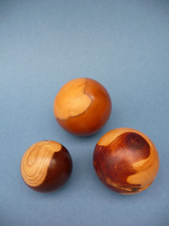 Drechseln Drechslerei Holzschalen Holzkugeln Holzartikel Kunsthandwerk Pfeffermühle Schreibgeräte Mitbringsel