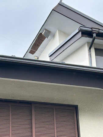 屋根の裏の塗装（横浜・加々見塗装）