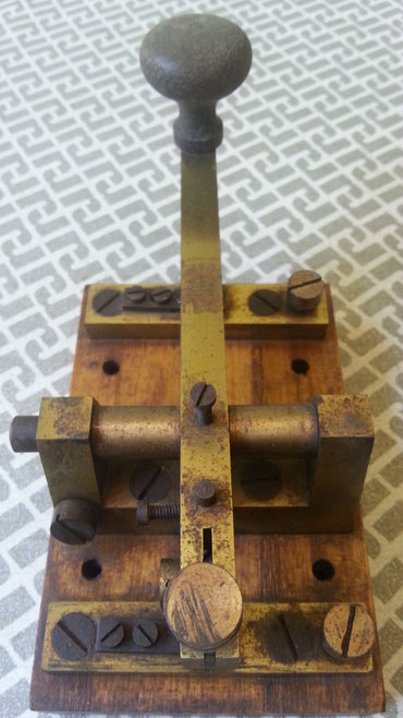 Old German GPO key Siemens & Halske style.
