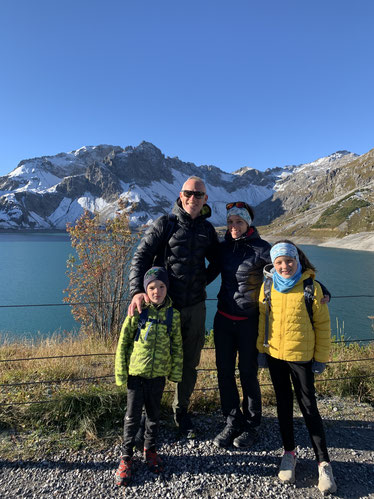 Familienfoto Novis beim Lünersee 2021