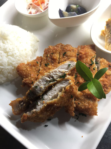 豚ロースとんかつ&ライス~粗挽きパン粉・自家製とんかつソース~ (8月18日予定)