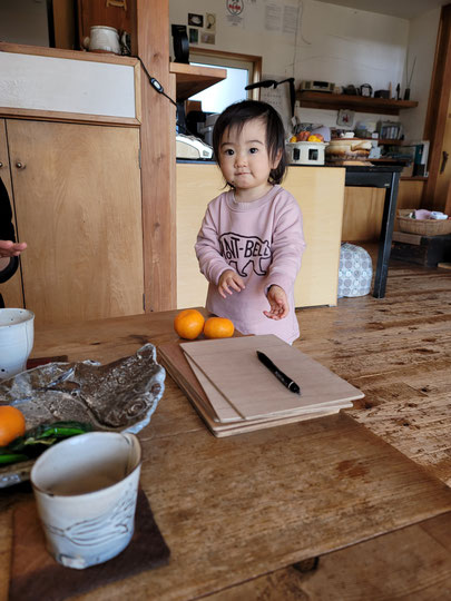 陶芸家　ブログ　陶芸作品　笠間焼き　手形　足形　赤ちゃん　子供　記念　メモリアル　子供のカタチ
