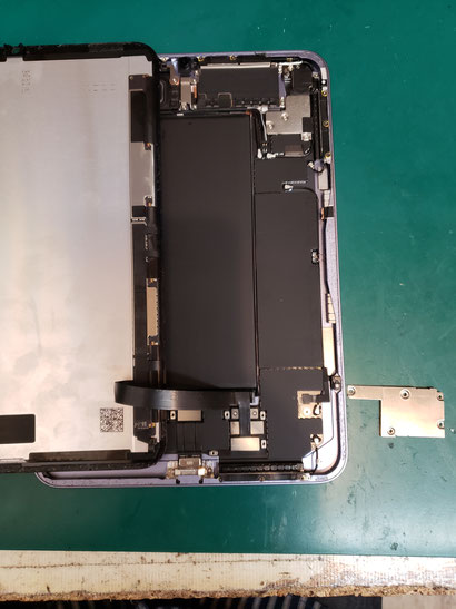 Apple iPad mini 6 画面修理方法 - カバーガレージ恵比寿 Apple iPad mini 6 画面修理方法 - カバーガレージ恵比寿