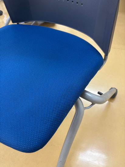 椅子のクリーニングはオーシーエルサービス