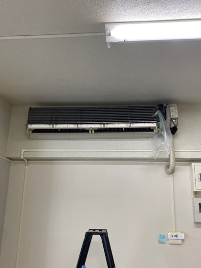 壁掛け（業務用）エアコンのクリーニングはオーシーエルサービス