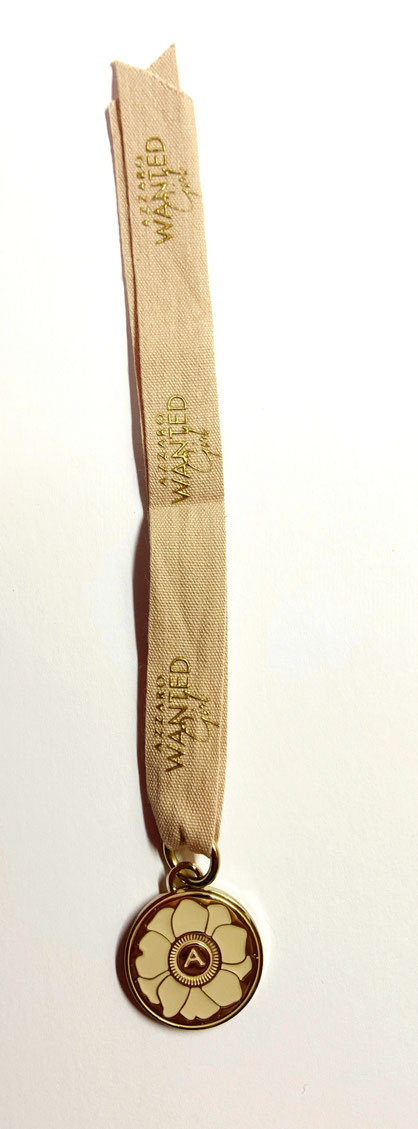 LORIS AZZARO - BRACELET CERAMIQUE A PARFUMER : WANTED, RECTO